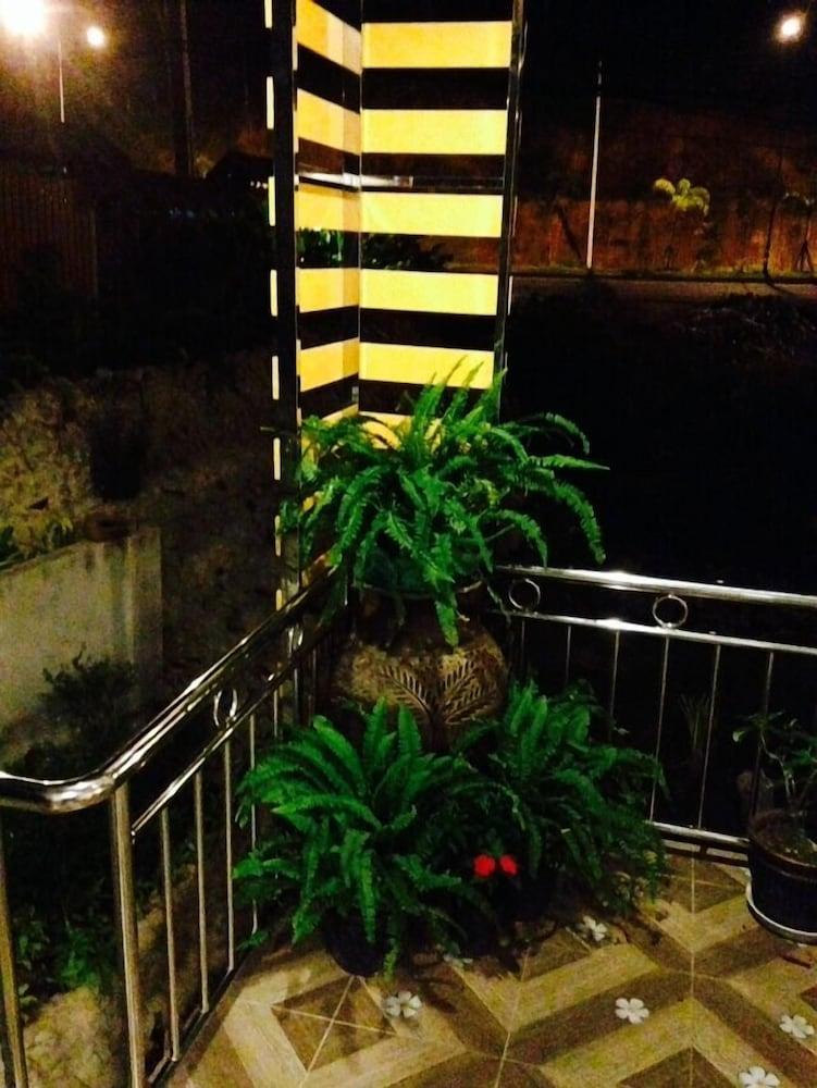 Airport Phuket Garden Resort Thalang Bagian luar foto