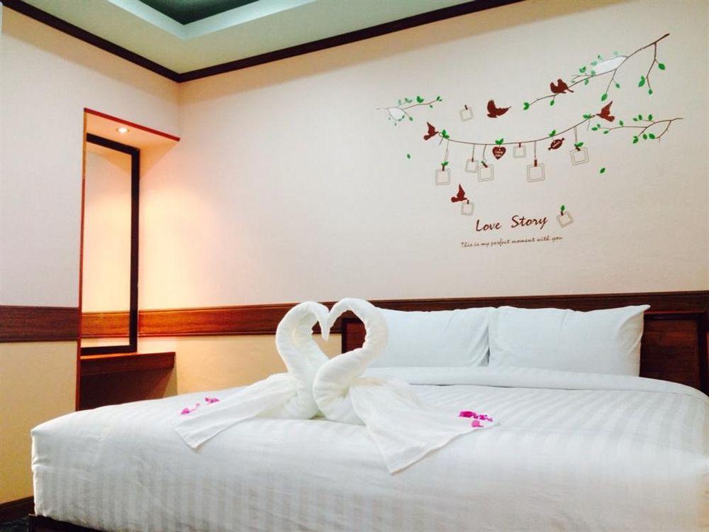 Airport Phuket Garden Resort Thalang Bagian luar foto