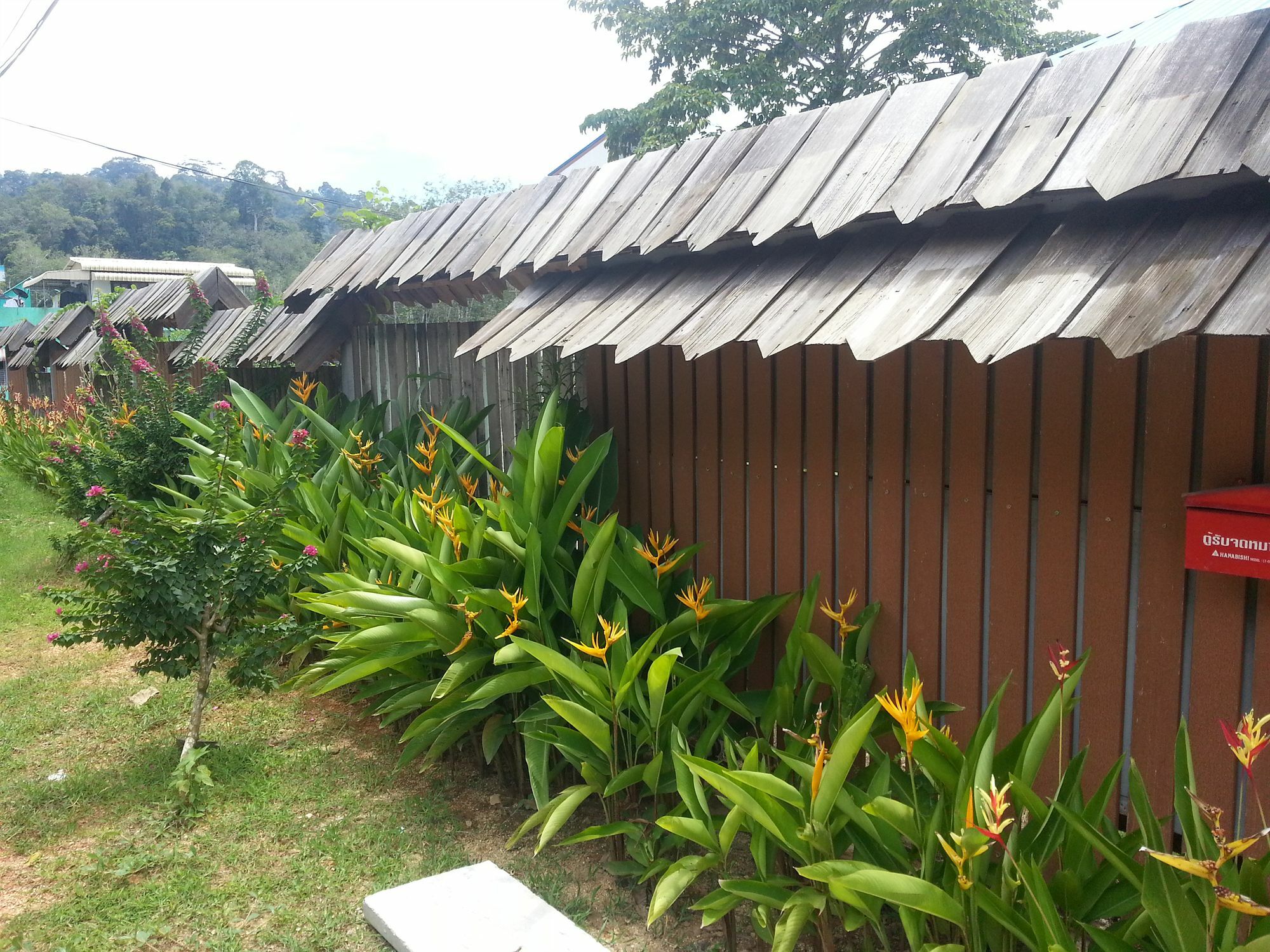Airport Phuket Garden Resort Thalang Bagian luar foto