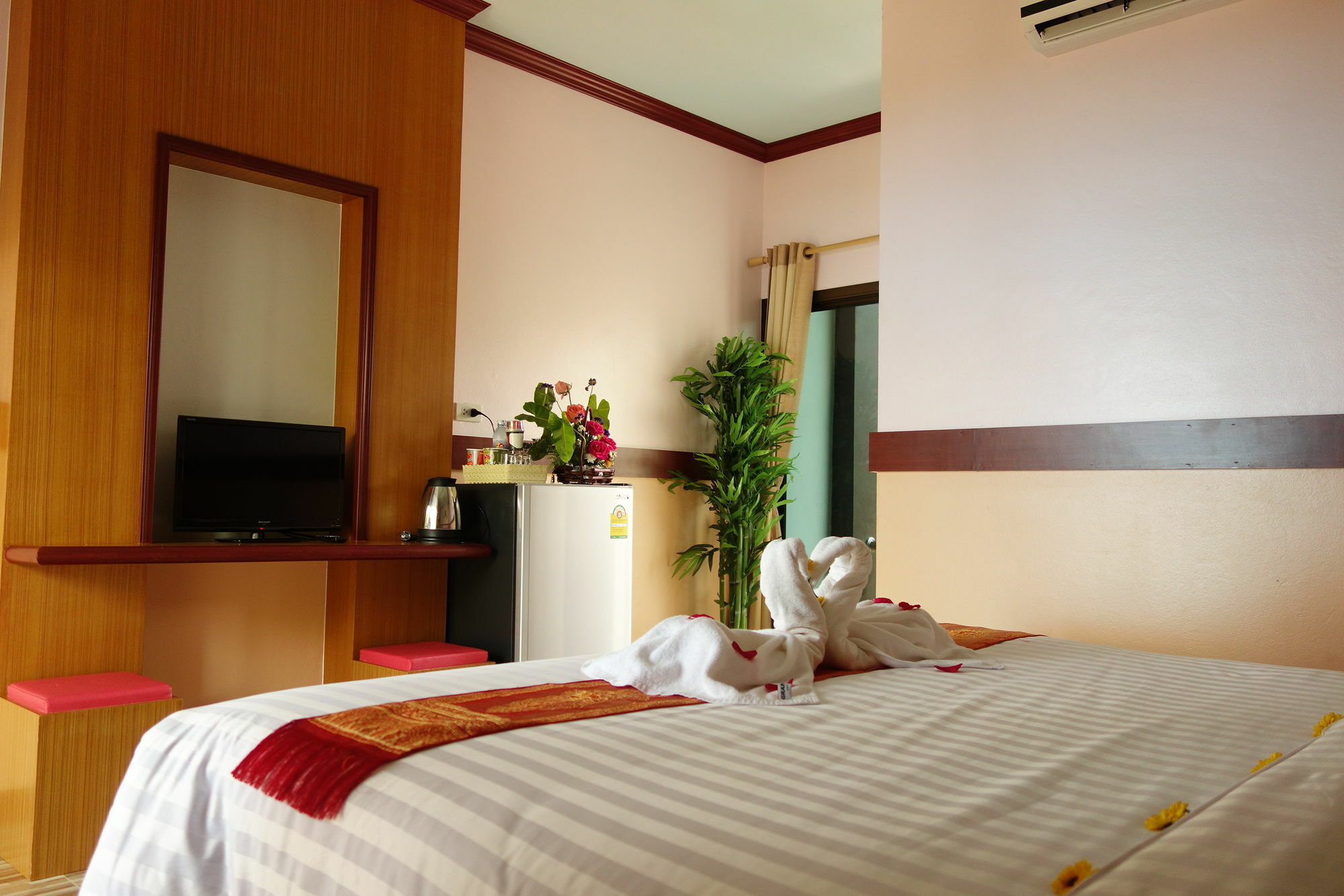 Airport Phuket Garden Resort Thalang Bagian luar foto