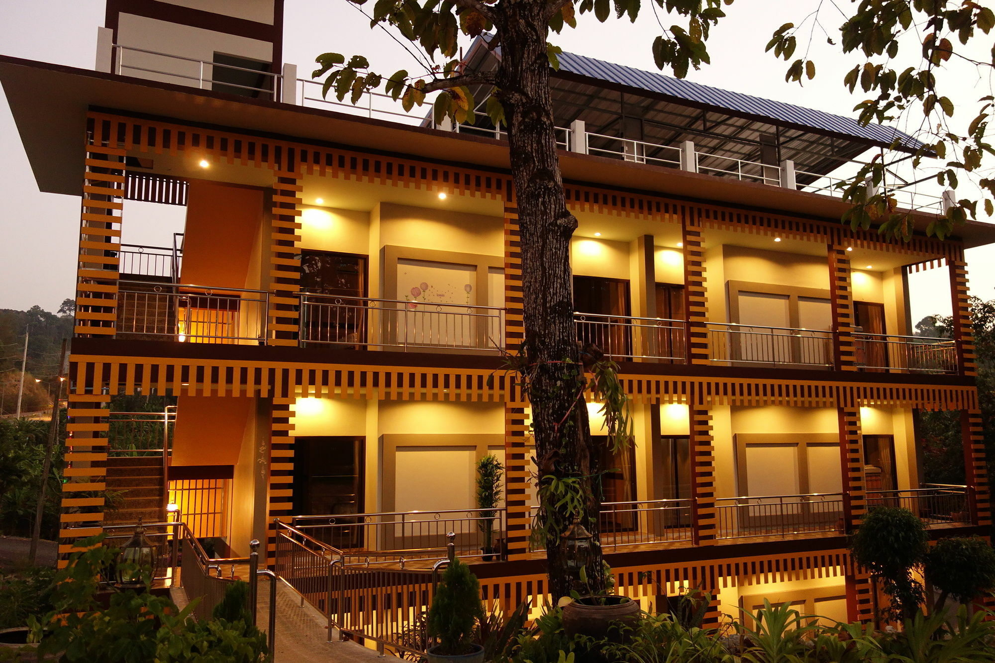 Airport Phuket Garden Resort Thalang Bagian luar foto